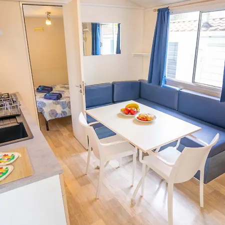 Happy Camp Mobile Homes In Castello & Summer 3* Néos Marmarás