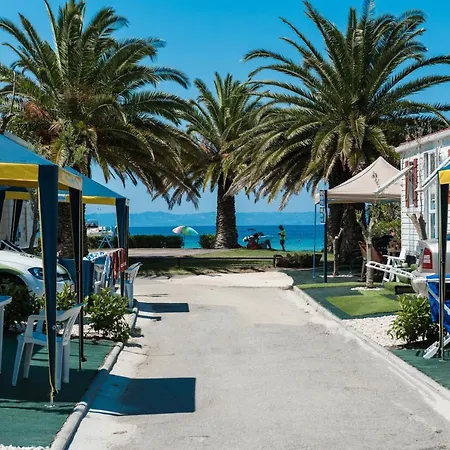 Happy Camp Mobile Homes In Castello & Summer Campingplatz 3*