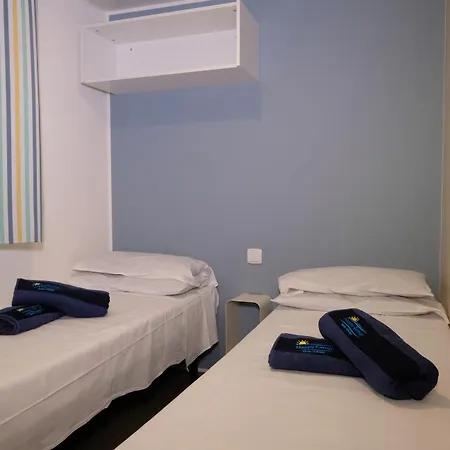 Happy Camp Mobile Homes In Castello & Summer Camping Neos Marmaras